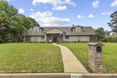 1908 Centenary Dr, Longview, TX 75601 photo 1