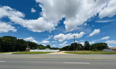 6009 W Marshall Ave, Longview, TX 75604