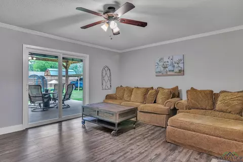 313 Walters St, Longview, TX 75603 photo 10