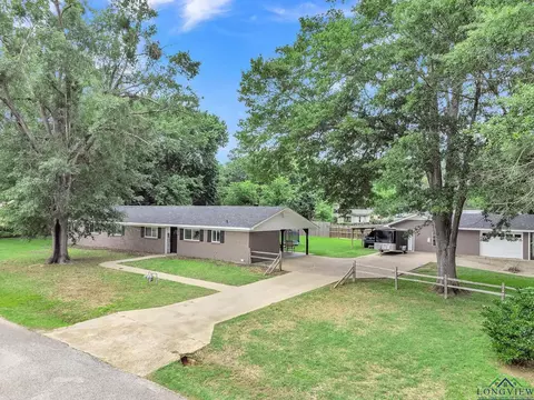 313 Walters St, Longview, TX 75603 photo 5