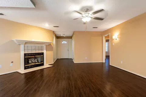 111 E Sycamore, Longview, TX 75604 photo 3