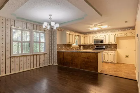 111 E Sycamore, Longview, TX 75604 photo 6