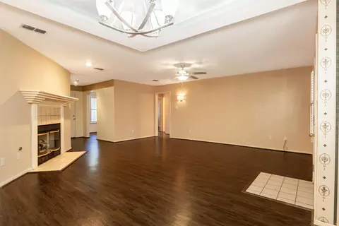 111 E Sycamore, Longview, TX 75604 photo 4