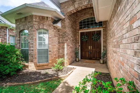 3 Casey Ct, Longview, TX 75604 photo 3
