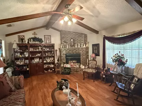Living - 572 E Mountain Rd, Longview, TX 75604 photo 6 of 6