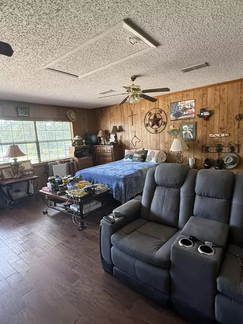 Bedroom - 572 E Mountain Rd, Longview, TX 75604 photo 3 of 5
