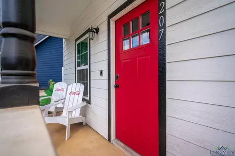 Exterior - 207 Reel Rd, Longview, TX 75604 photo 2 of 5