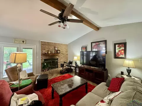 210 E Twilight Dr, Longview, TX 75604 photo 5