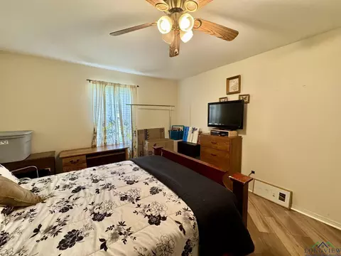 210 E Twilight Dr, Longview, TX 75604 photo 18