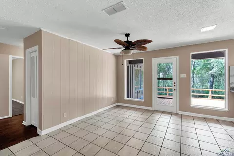 1004 Akin Dr, Longview, TX 75605 photo 28