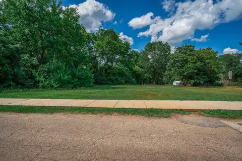 1505 Positive Pl, Marshall, TX 75670