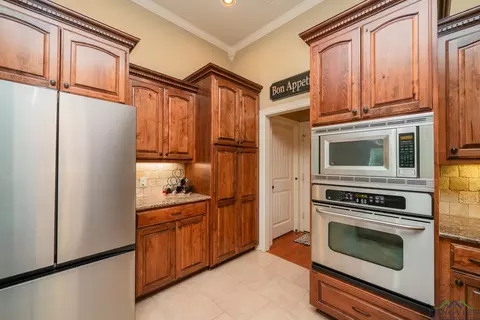 404 Ithaca Dr, Longview, TX 75604 photo 13