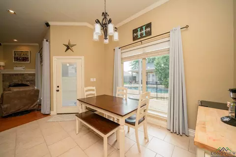 404 Ithaca Dr, Longview, TX 75604 photo 9