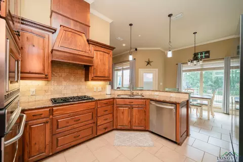404 Ithaca Dr, Longview, TX 75604 photo 12