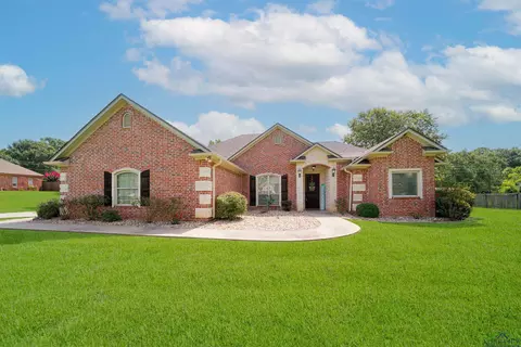 155 Kayla Ln, Longview, TX 75602