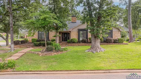 1129 Windsong Ln, Longview, TX 75604