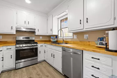309 Dancer Dr, Longview, TX 75604 photo 8