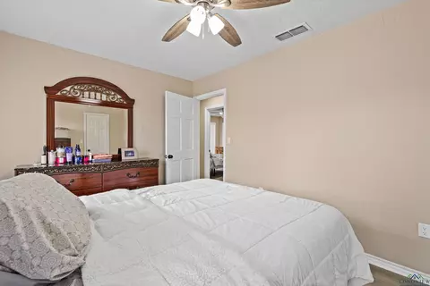309 Dancer Dr, Longview, TX 75604 photo 32