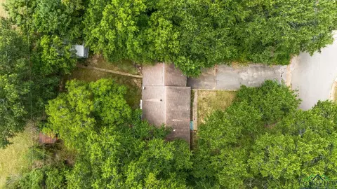 1111 Dawn St, Gilmer, TX 75644 photo 3