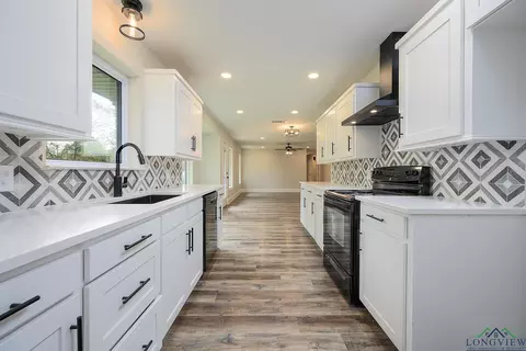 Kitchen - 1902 Beth Dr, Longview, TX 75604 photo 4 of 4