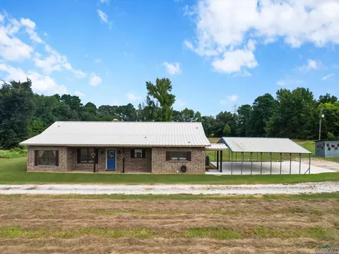 476 County Road 3201, Daingerfield, TX 75638 photo 1