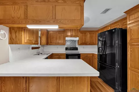 415 Baker, Harleton, TX 75651 photo 14