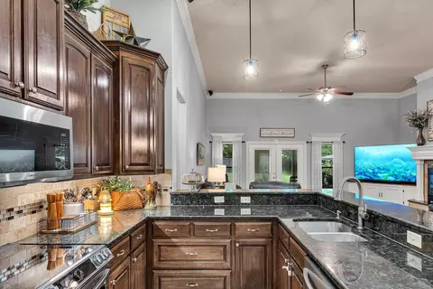 325 Cedar Ridge Rd, Longview, TX 75602 photo 10