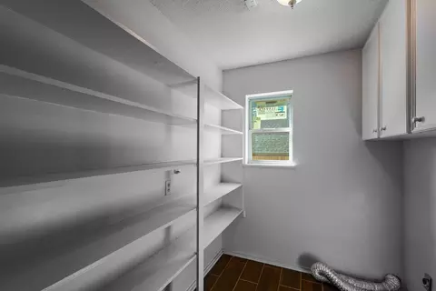 1317 Carnegie, Longview, TX 75601 photo 9