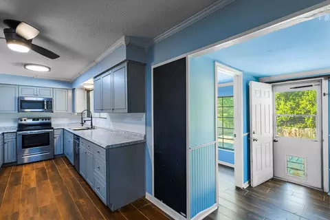 1317 Carnegie, Longview, TX 75601 photo 5