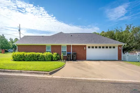 Exterior - 1809 Chisolm Trl, Longview, TX 75605 photo 3 of 4
