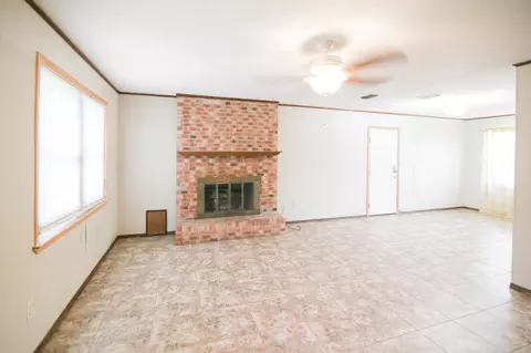2825 Jay Dr, Longview, TX 75605 photo 5