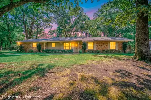 209 Mckinley Ln, Longview, TX 75604