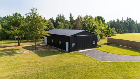 2109 E Prospect Rd, Jefferson, TX 75657 photo 12