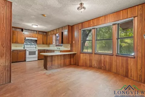 Other - 337 Walker St, Gilmer, TX 75644 photo 6 of 11
