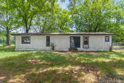 Exterior - 337 Walker St, Gilmer, TX 75644 photo 3 of 4