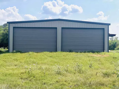 W Cr 424, Henderson, TX 75652