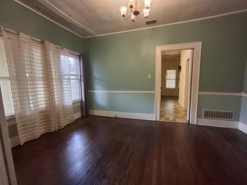 604 Electra St, Longview, TX 75602 photo 4