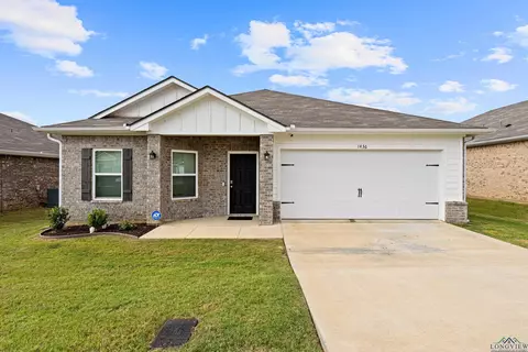 1436 Monterey Dr, Longview, TX 75601