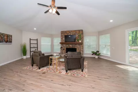 35 Circle Rd, Longview, TX 75602 photo 34