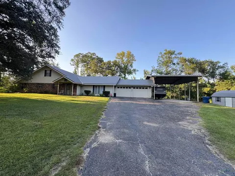 538 Corrine Pl, Waskom, TX 75692
