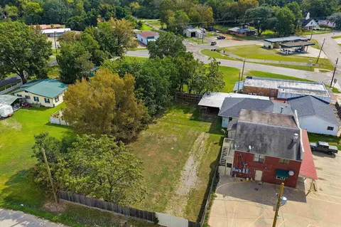 605 E Broadway, Jefferson, TX 75657 photo 6
