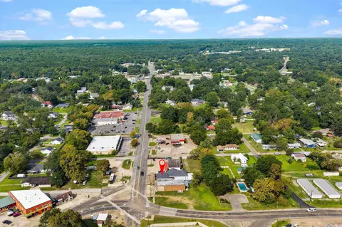 605 E Broadway, Jefferson, TX 75657 photo 5
