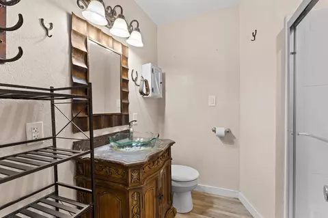 605 E Broadway, Jefferson, TX 75657 photo 32