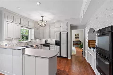 1615 Centenary Dr, Longview, TX 75601 photo 9