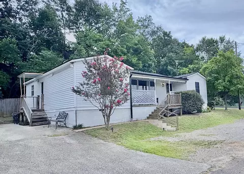 700 N Edith St, Longview, TX 75601 photo 2