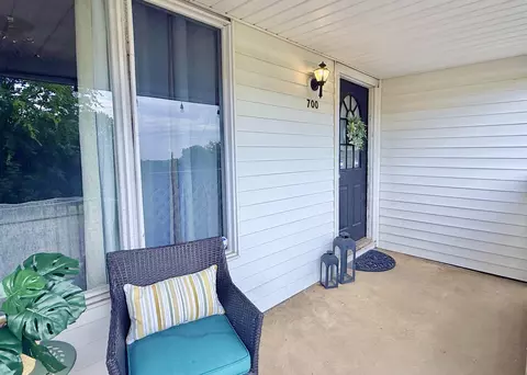 700 N Edith St, Longview, TX 75601 photo 4