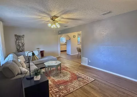 700 N Edith St, Longview, TX 75601 photo 7