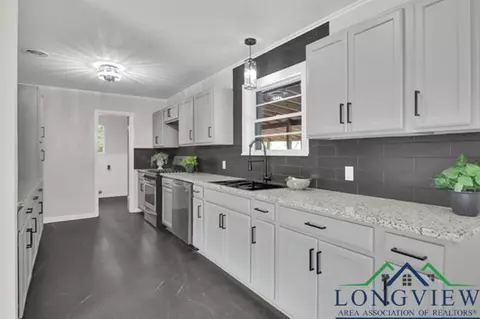 303 E Fairlane, Longview, TX 75604