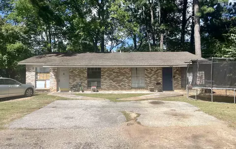507-509 Fairway Dr, Longview, TX 75604