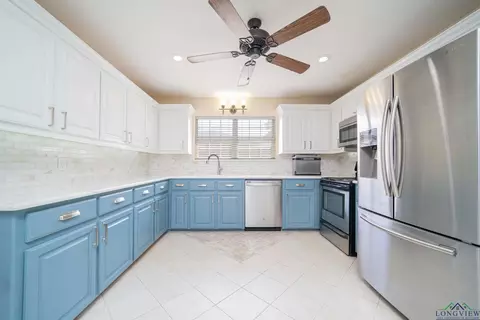 3727 Mark Dr, Longview, TX 75604 photo 8